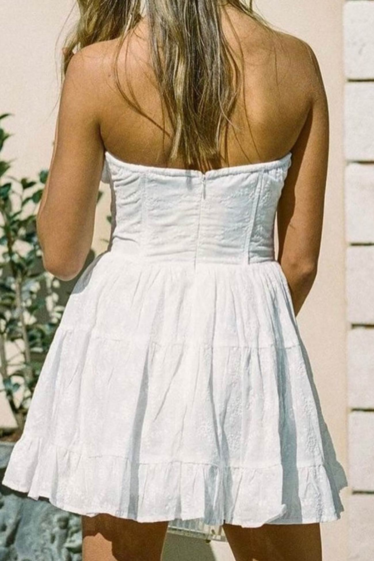 White Lace Tie-up Strapless Tiered Dress